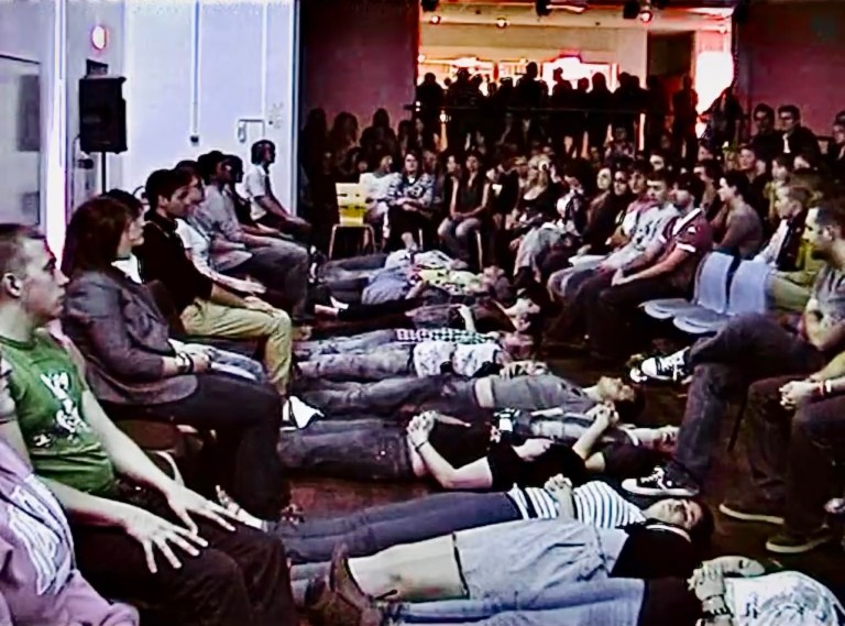 Freshers events with Kris Anthony | HypnoticShow.co.uk