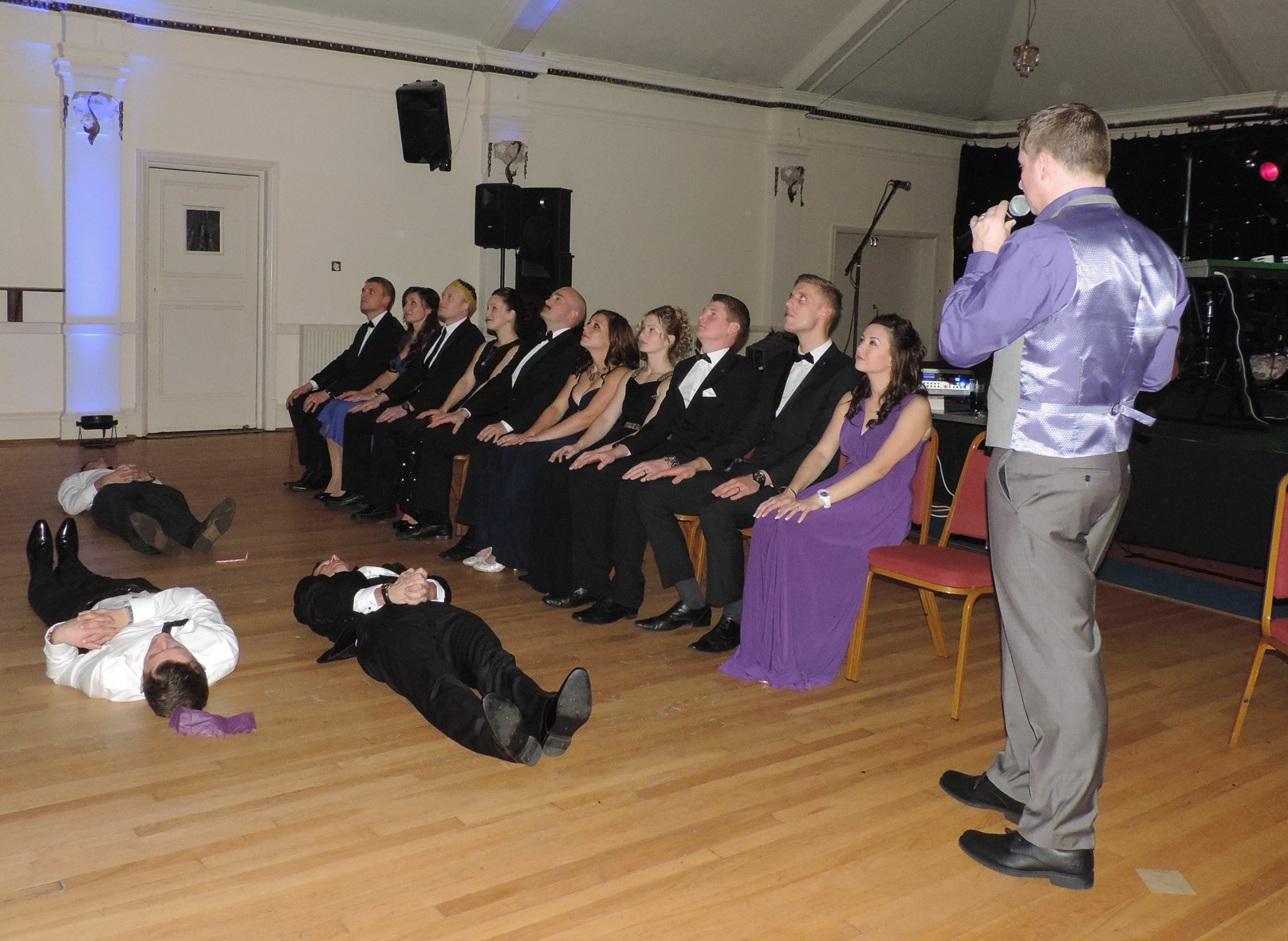 Stage Hypnotist UK Kris Anthony | HypnoticShow.co.uk